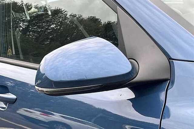 Hyundai I10 Premium [Nav] 1.2 MPi (79ps) Vibrant blue