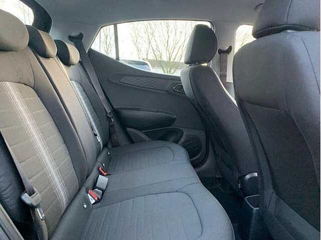 Hyundai I10 Advance [Nav] 1.0 MPi (63ps) Phantom Black