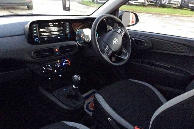 Hyundai I10 Advance [Nav] 1.0 MPi (63ps) Phantom Black