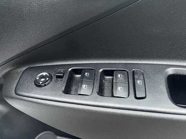 Hyundai I10 Advance [Nav] 1.0 MPi (63ps) Phantom Black