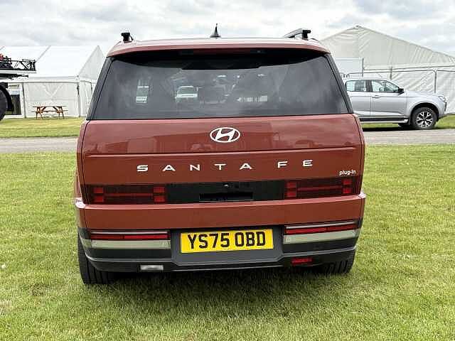 Hyundai SANTA FE Ultimate Plug-in Hybrid 1.6 T-GDi PHEV 4WD (253ps) Orange