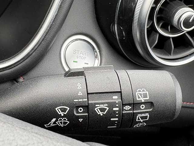 MG Hs Exclusive 1.5 T-GDi (162ps)