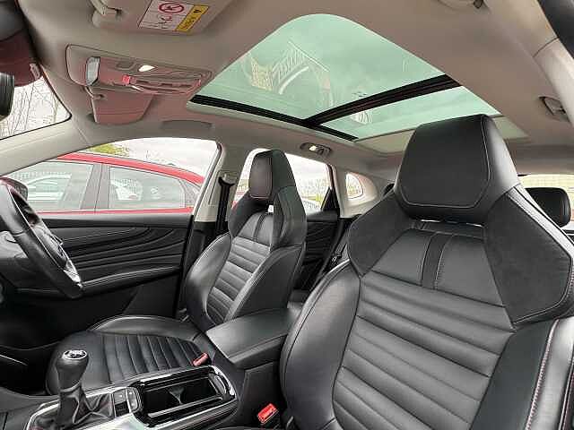 MG Hs Exclusive 1.5 T-GDi (162ps)