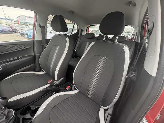 Hyundai I10 Advance [Nav] 1.0 MPi (63ps) Red