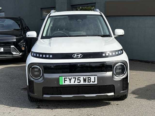 Hyundai INSTER Cross Electric 49kWh EV (115ps)