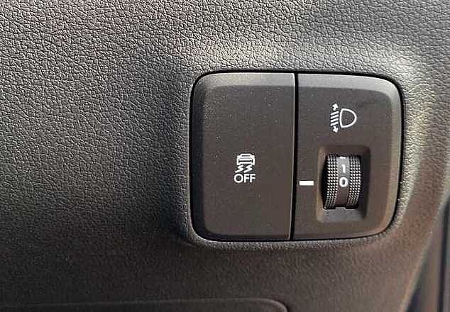 Hyundai i10 Advance [Nav] 1.0 MPI (63ps)
