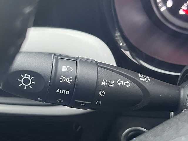 Hyundai i10 Advance [Nav] 1.0 MPI (63ps)