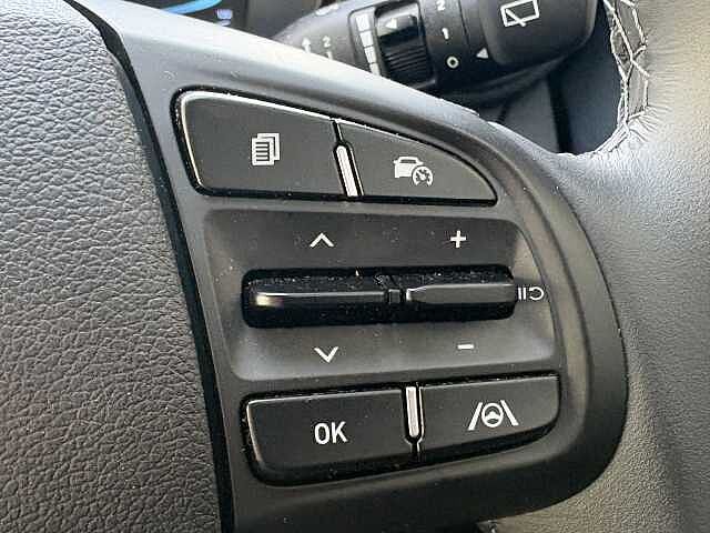 Hyundai i10 Advance [Nav] 1.0 MPI (63ps)