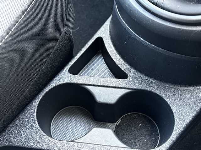 Hyundai i10 Advance [Nav] 1.0 MPI (63ps)