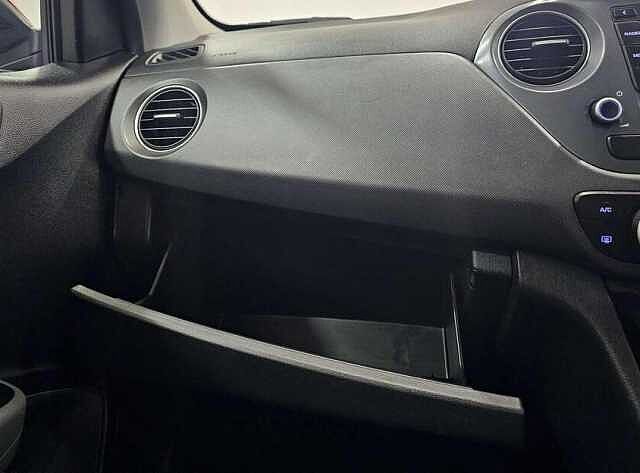 Hyundai i10 1.0 SE 5dr