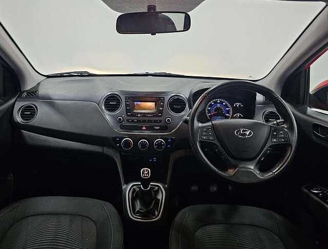 Hyundai i10 1.0 SE 5dr