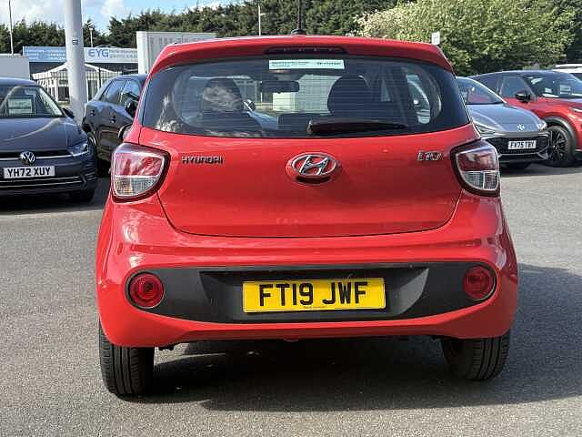 Hyundai i10 1.0 SE 5dr