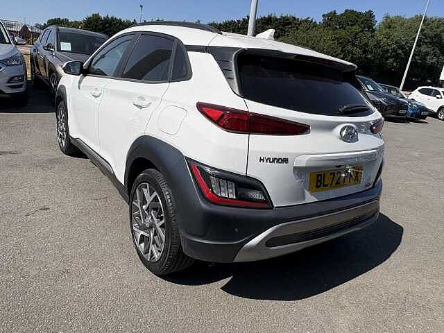Hyundai KONA Premium Hybrid 1.6 GDi HEV (141ps) Atlas White