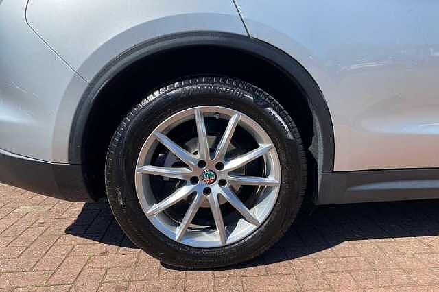 Alfa Romeo Stelvio Super 2.2 JDTm (190ps)