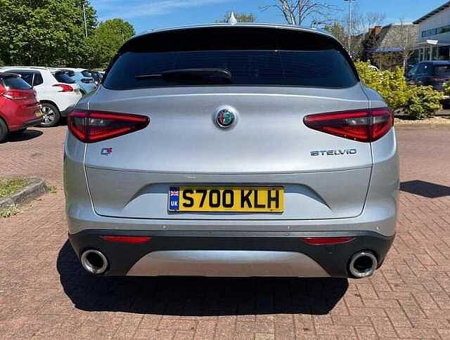 Alfa Romeo Stelvio Super 2.2 JDTm (190ps)