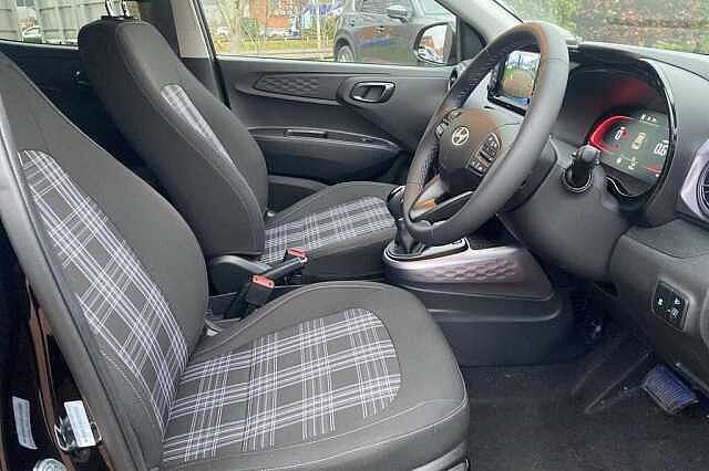 Hyundai I10 Premium [Nav] 1.2 MPi (79ps) Phantom Black