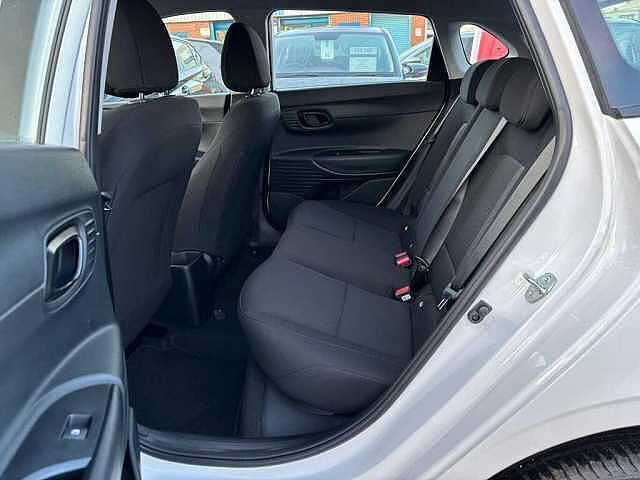 Hyundai I20 Premium 1.0 T-GDi (100ps) Atlas White