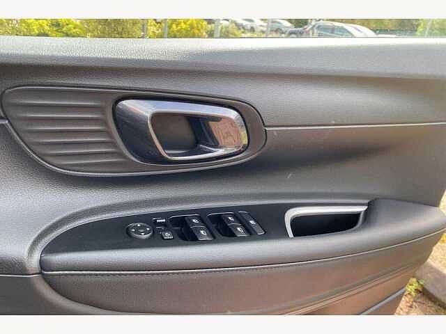 Hyundai BAYON Premium 1.0 T-GDi (100ps)