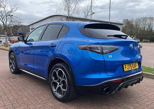 Alfa Romeo Stelvio Veloce 2.2 JDTm AWD (210ps)