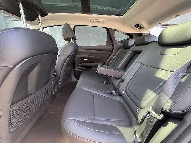 Hyundai TUCSON Ultimate Plug-in Hybrid 1.6 T-GDi PHEV (252ps)