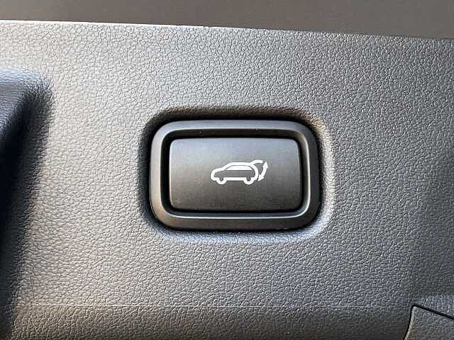 Hyundai TUCSON Ultimate Plug-in Hybrid 1.6 T-GDi PHEV (252ps)