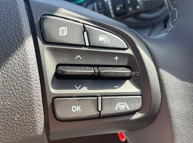 Hyundai i10 Advance [Nav] 1.0 MPi (63ps)