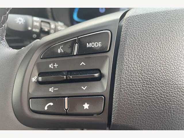 Hyundai i10 Premium [Nav] 1.2 MPi (79ps)
