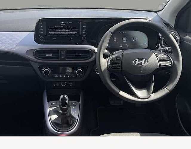 Hyundai i10 Premium [Nav] 1.2 MPi (79ps)