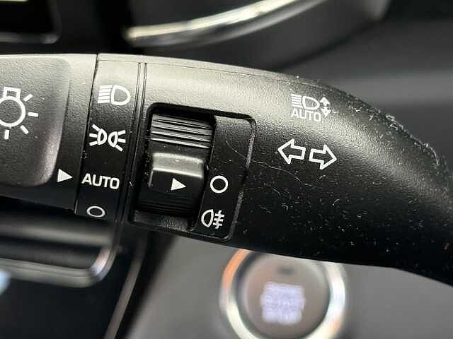 Hyundai IONIQ Premium Hybrid 1.6 GDi HEV (141ps)