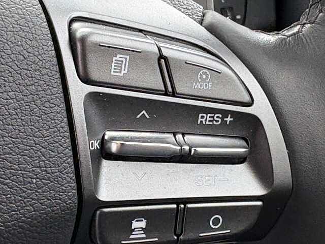 Hyundai IONIQ Premium Hybrid 1.6 GDi HEV (141ps)