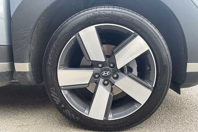 Hyundai SANTA FE Premium Plug-in Hybrid 1.6 T-GDi PHEV 4WD (253ps)