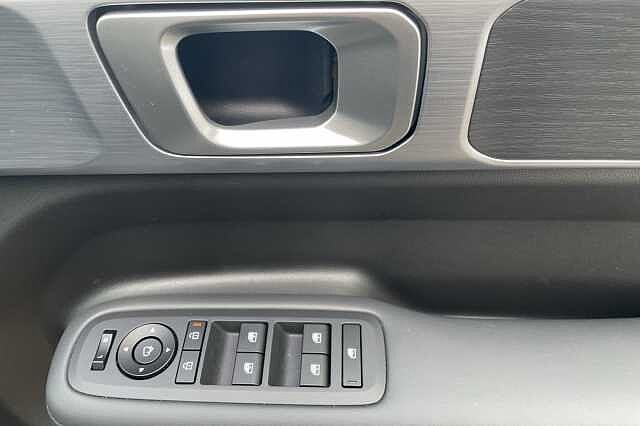 Hyundai SANTA FE Premium Plug-in Hybrid 1.6 T-GDi PHEV 4WD (253ps)