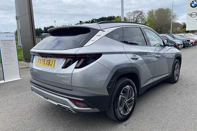 Hyundai TUCSON Advance Hybrid 1.6 T-GDi HEV (215ps)