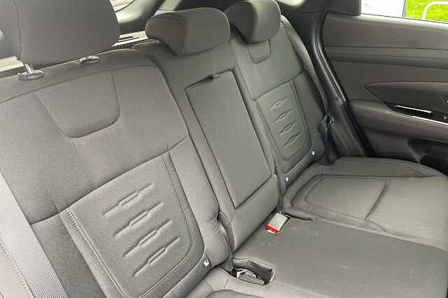 Hyundai TUCSON Advance Hybrid 1.6 T-GDi HEV (215ps)
