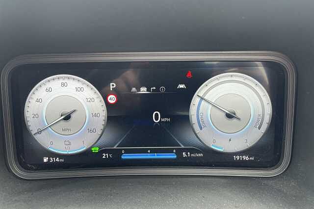 Hyundai KONA Premium Electric 64kWh EV (204ps)