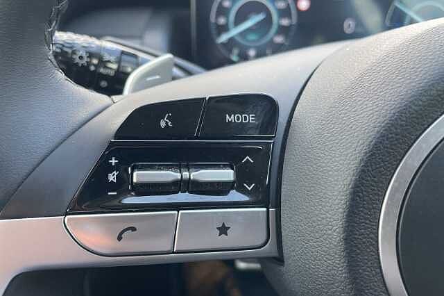 Hyundai TUCSON Premium Hybrid 1.6 T-GDi HEV (230ps)