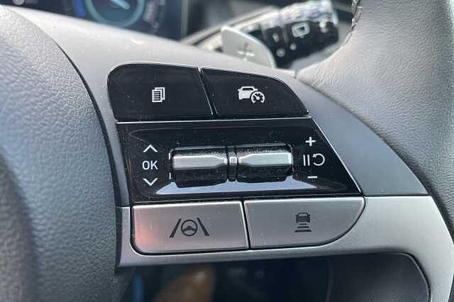Hyundai TUCSON Premium Hybrid 1.6 T-GDi HEV (230ps)
