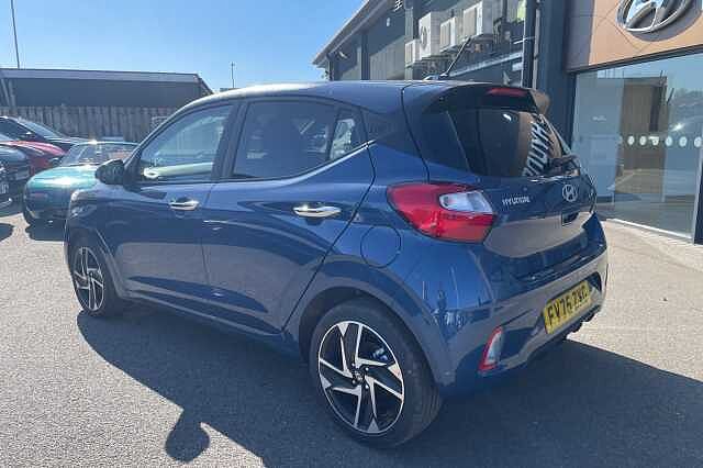 Hyundai i10 Premium [Nav] 1.2 MPi (79ps)