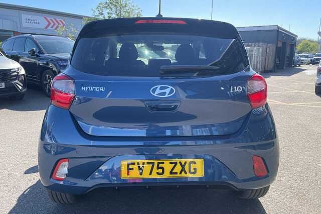 Hyundai i10 Premium [Nav] 1.2 MPi (79ps)