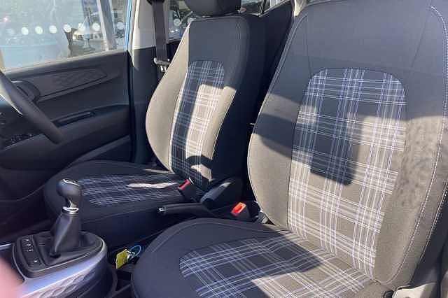 Hyundai i10 Premium [Nav] 1.2 MPi (79ps)
