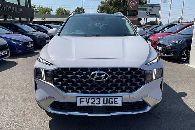 Hyundai SANTA FE Ultimate Plug-in Hybrid1.6 T-GDi PHEV 4WD (265ps) Glacier White