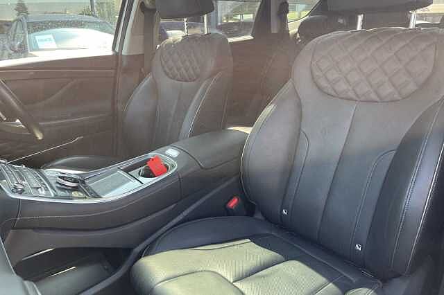 Hyundai SANTA FE Ultimate Plug-in Hybrid1.6 T-GDi PHEV 4WD (265ps) Glacier White