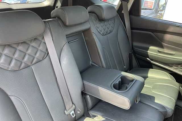 Hyundai SANTA FE Ultimate Plug-in Hybrid1.6 T-GDi PHEV 4WD (265ps) Glacier White