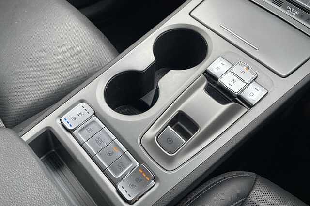 Hyundai KONA Ultimate 64kWh EV (204ps) Jungle Green