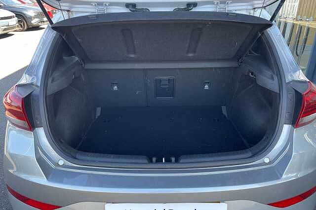 Hyundai I30 Premium 1.0 T-GDi MHEV (120ps) Platinum Silver