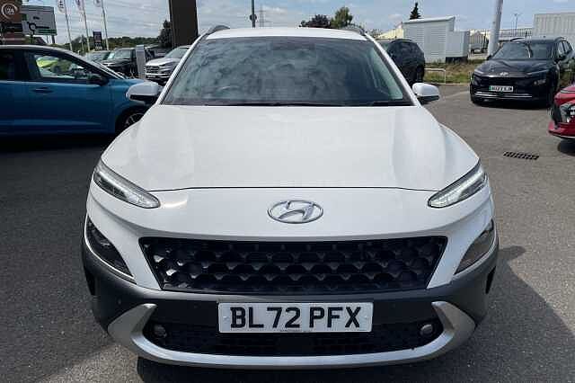 Hyundai KONA Premium Hybrid 1.6 GDi HEV (141ps) Atlas White
