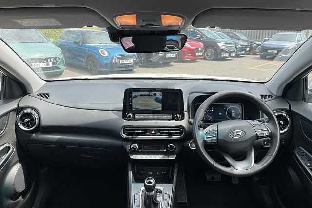 Hyundai KONA Premium Hybrid 1.6 GDi HEV (141ps) Atlas White