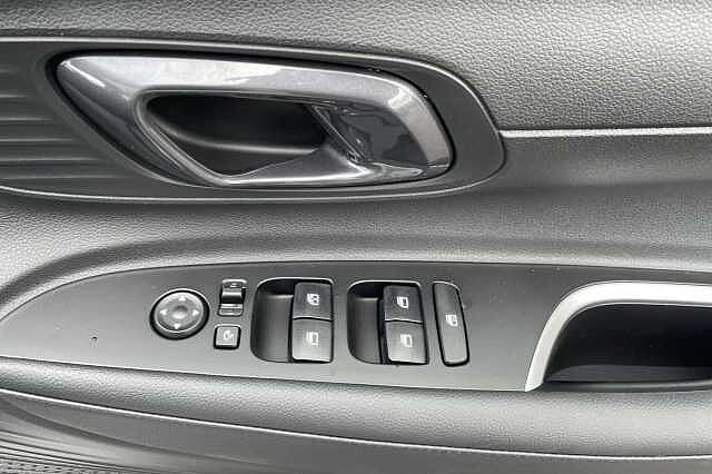 Hyundai i20 Ultimate 1.0 T-GDi (100ps)