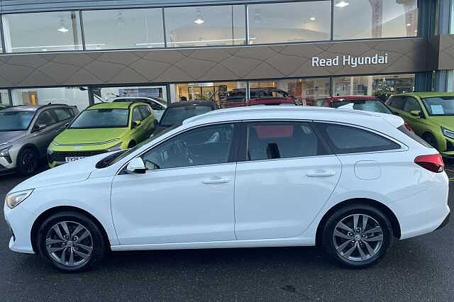 Hyundai I30 SE Nav Tourer 1.4 T-GDI (140ps) Polar White