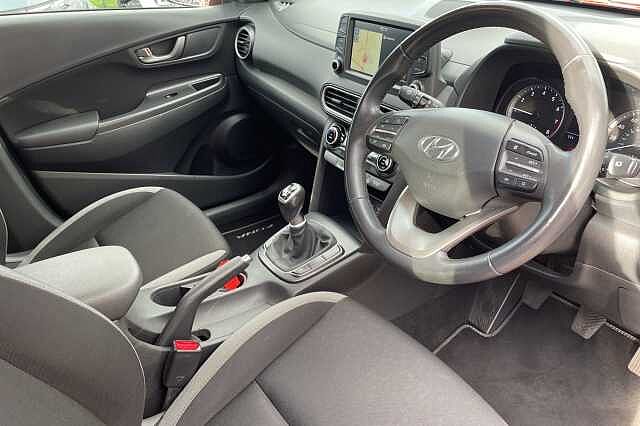 Hyundai KONA Premium 1.0 T-GDi (120ps) Tangerine Comet